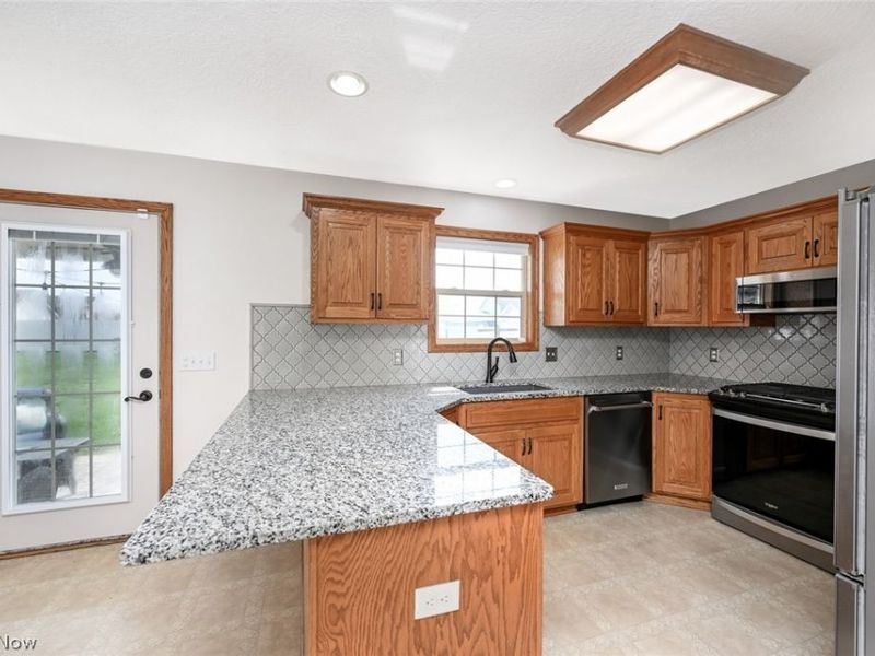 2861 Lauren Circle NW, Massillon, OH 44647 Photo 21