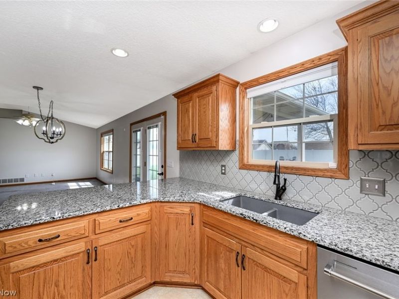 2861 Lauren Circle NW, Massillon, OH 44647 Photo 22