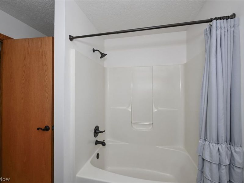 2861 Lauren Circle NW, Massillon, OH 44647 Photo 27