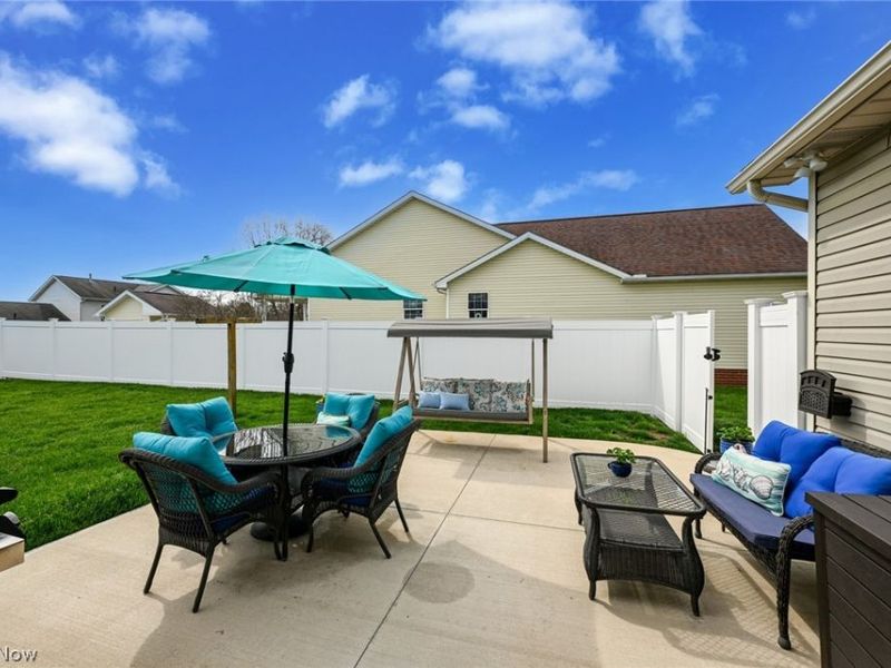 2861 Lauren Circle NW, Massillon, OH 44647 Photo 4