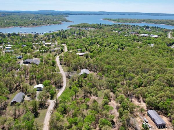 17 Duchess Creek , Porum, OK 74455