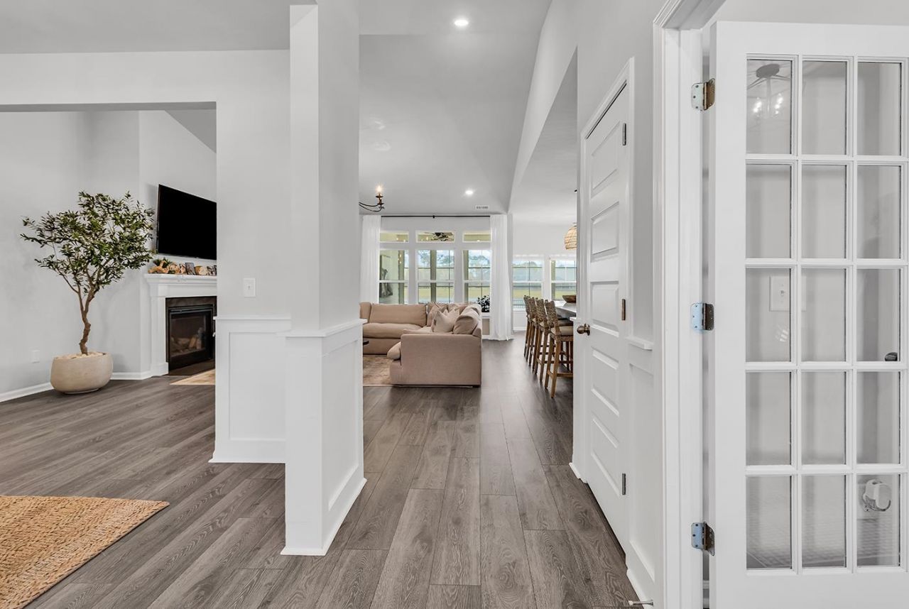 5975 Whitebark Dr.  Photo 6