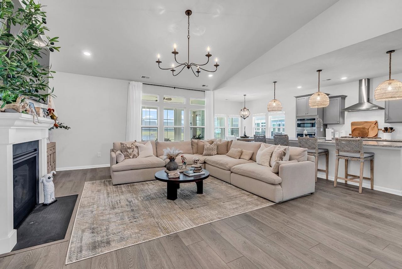 5975 Whitebark Dr.  Photo 8