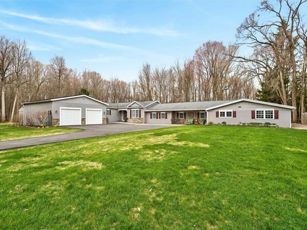 109 Ogden-Parma Tl Road, Spencerport, NY 14559