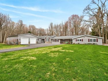 109 Ogden-Parma Tl Road , Spencerport, NY 14559