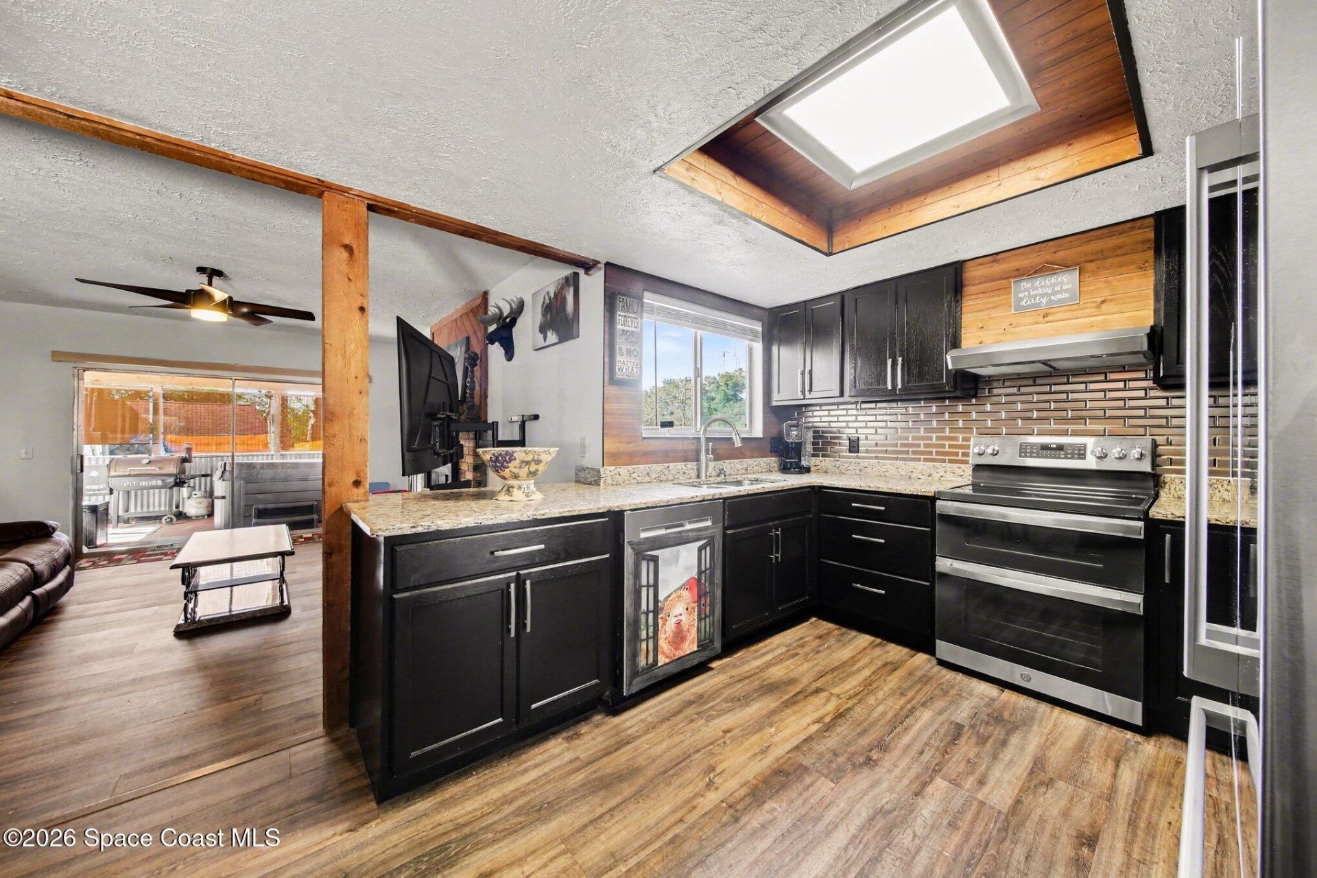 916 E Cleveland Street , Apopka, FL 32703 Photo