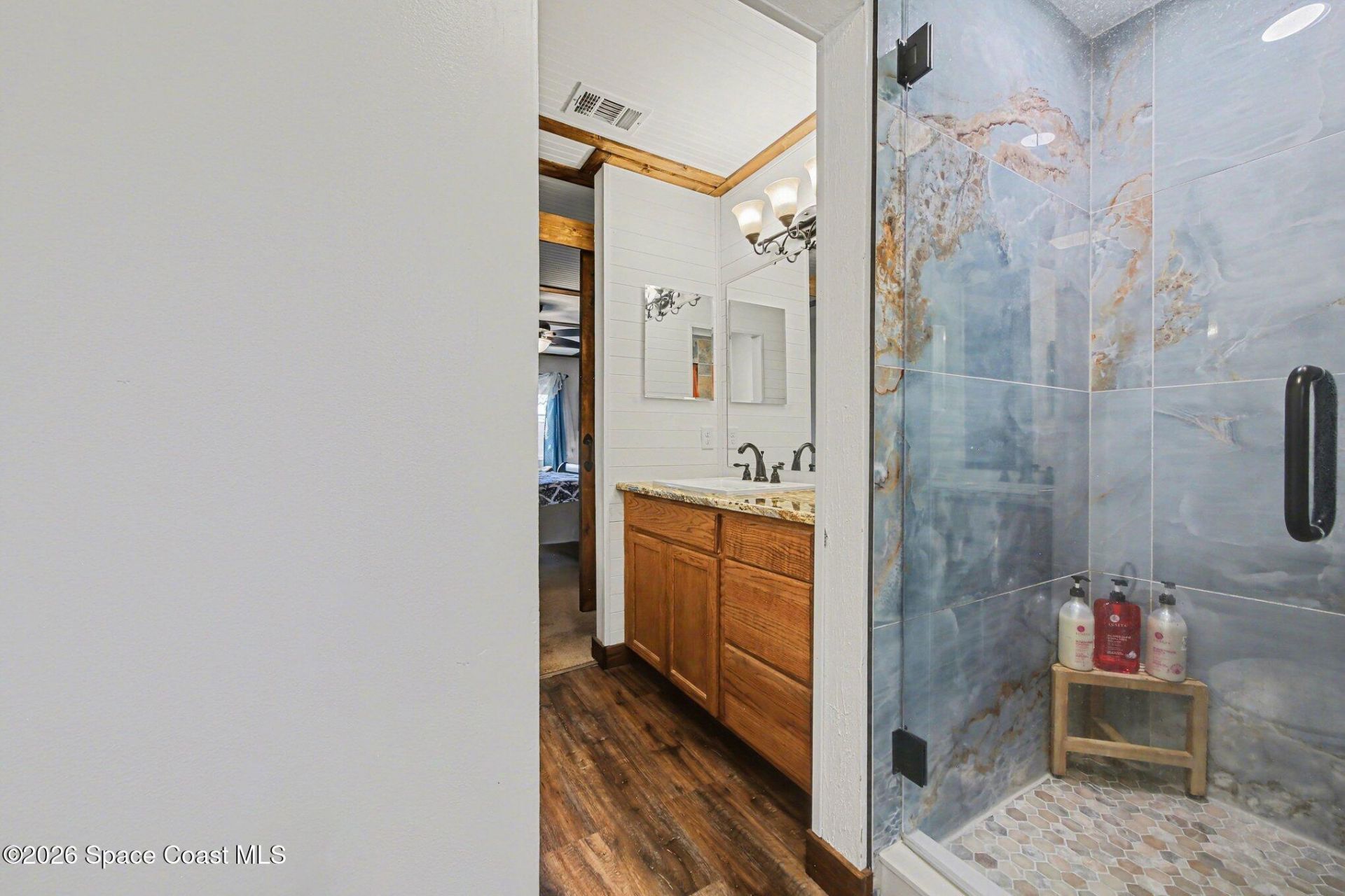 916 E Cleveland Street , Apopka, FL 32703 Photo