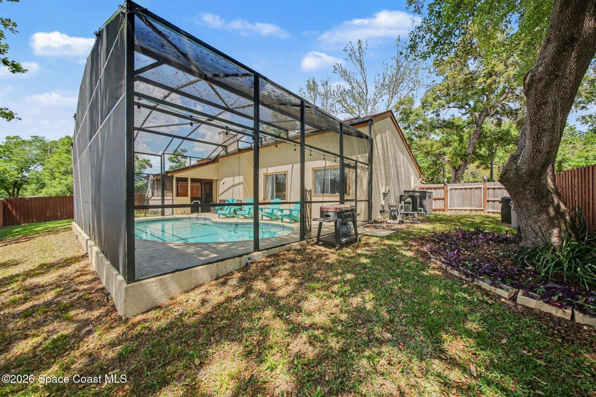 916 E Cleveland Street , Apopka, FL 32703 Photo