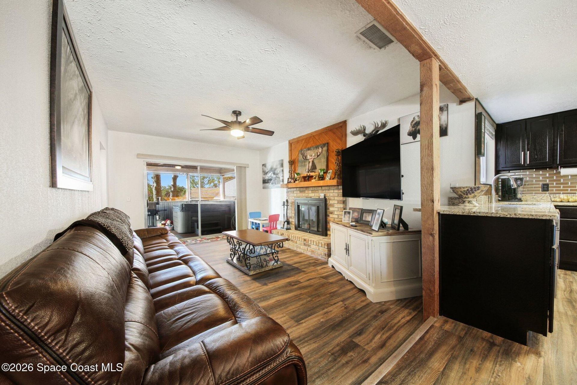 916 E Cleveland Street , Apopka, FL 32703 Photo