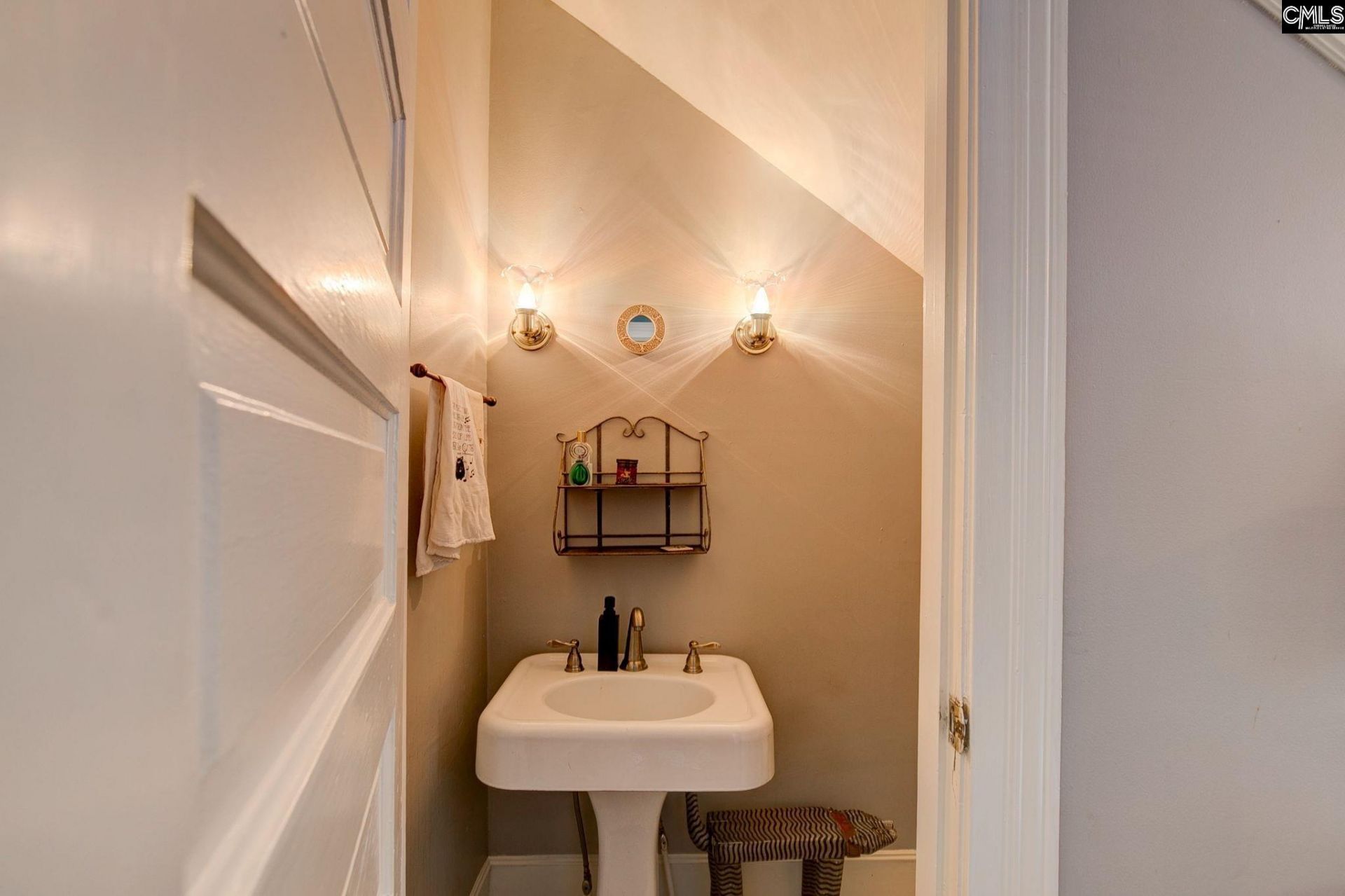 2228 Park Street Photo 12