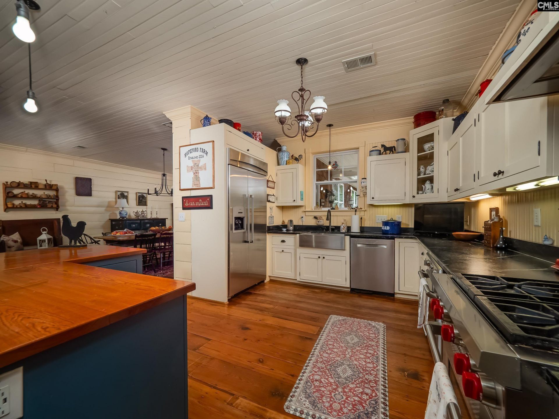 220 Roddy Dairy Lane Photo 10