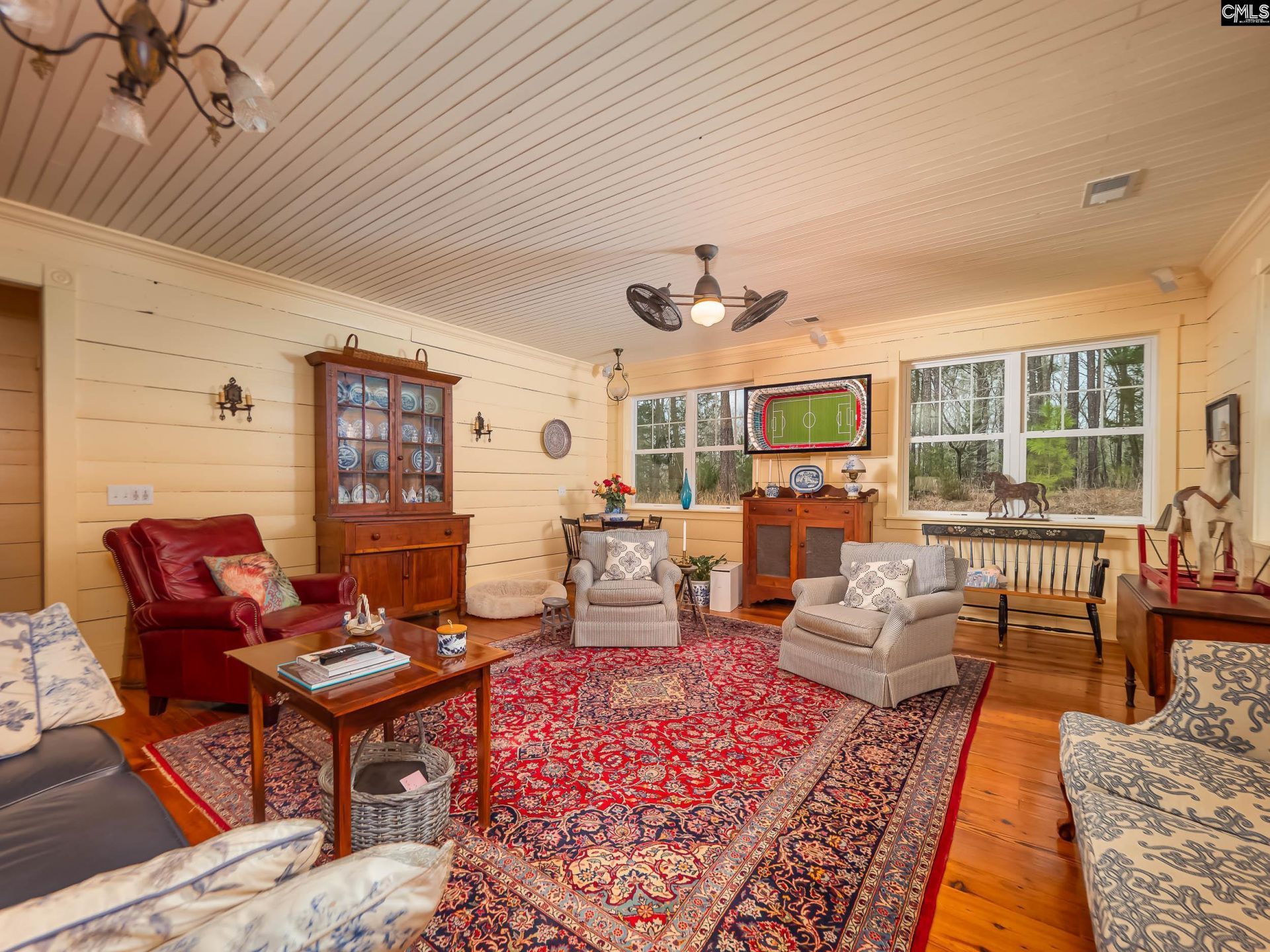 220 Roddy Dairy Lane Photo 4