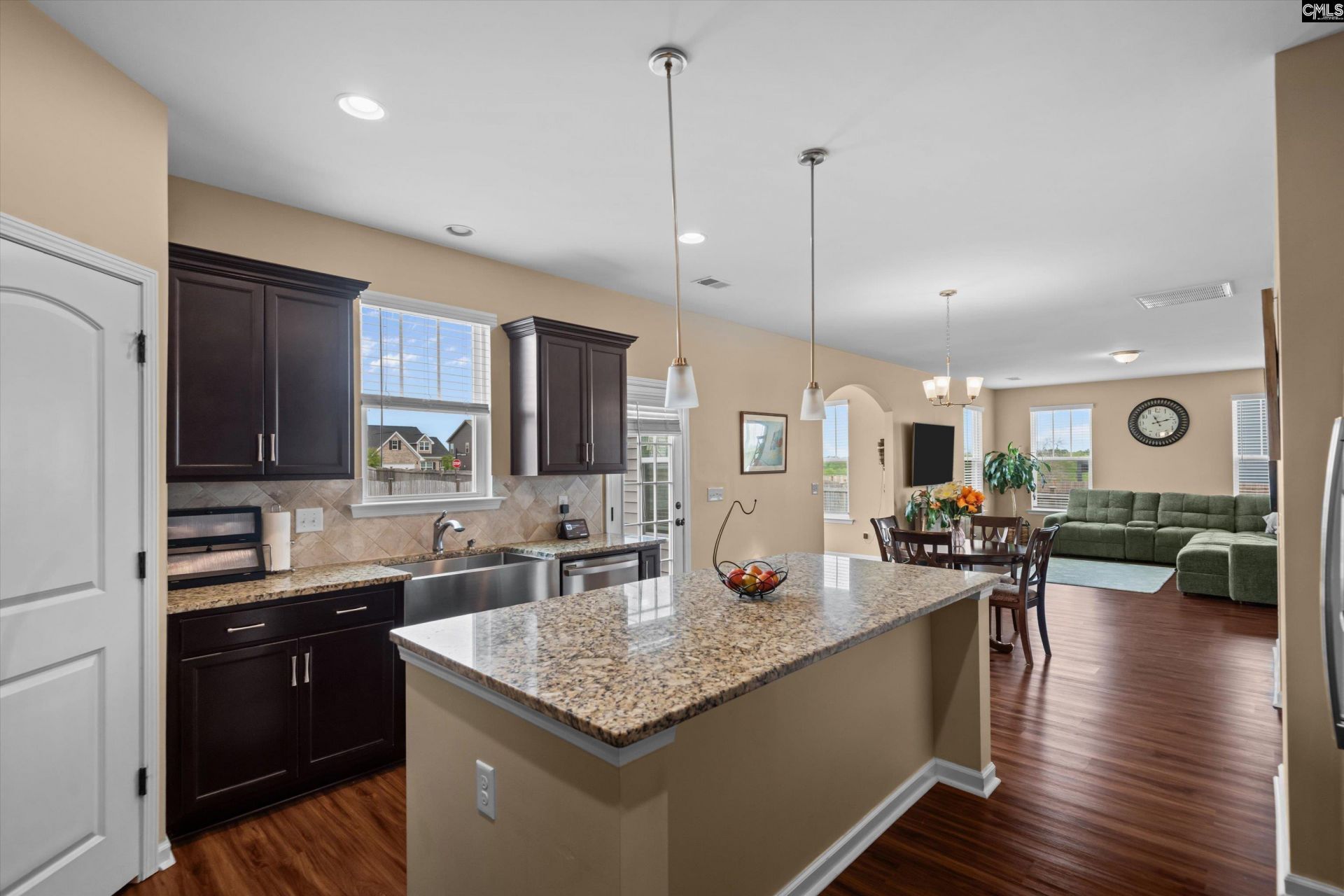 741 N Pinewalk Way  Photo 16