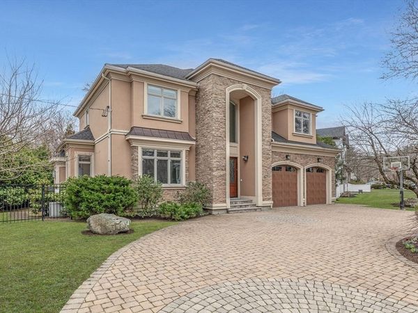 119 Harwich Rd, Newton, MA 02467