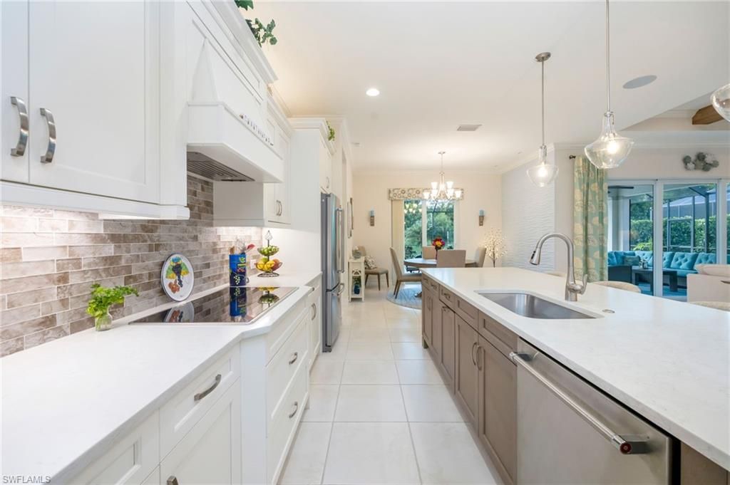 14308 Neptune Ave, Naples, FL 34114 Photo