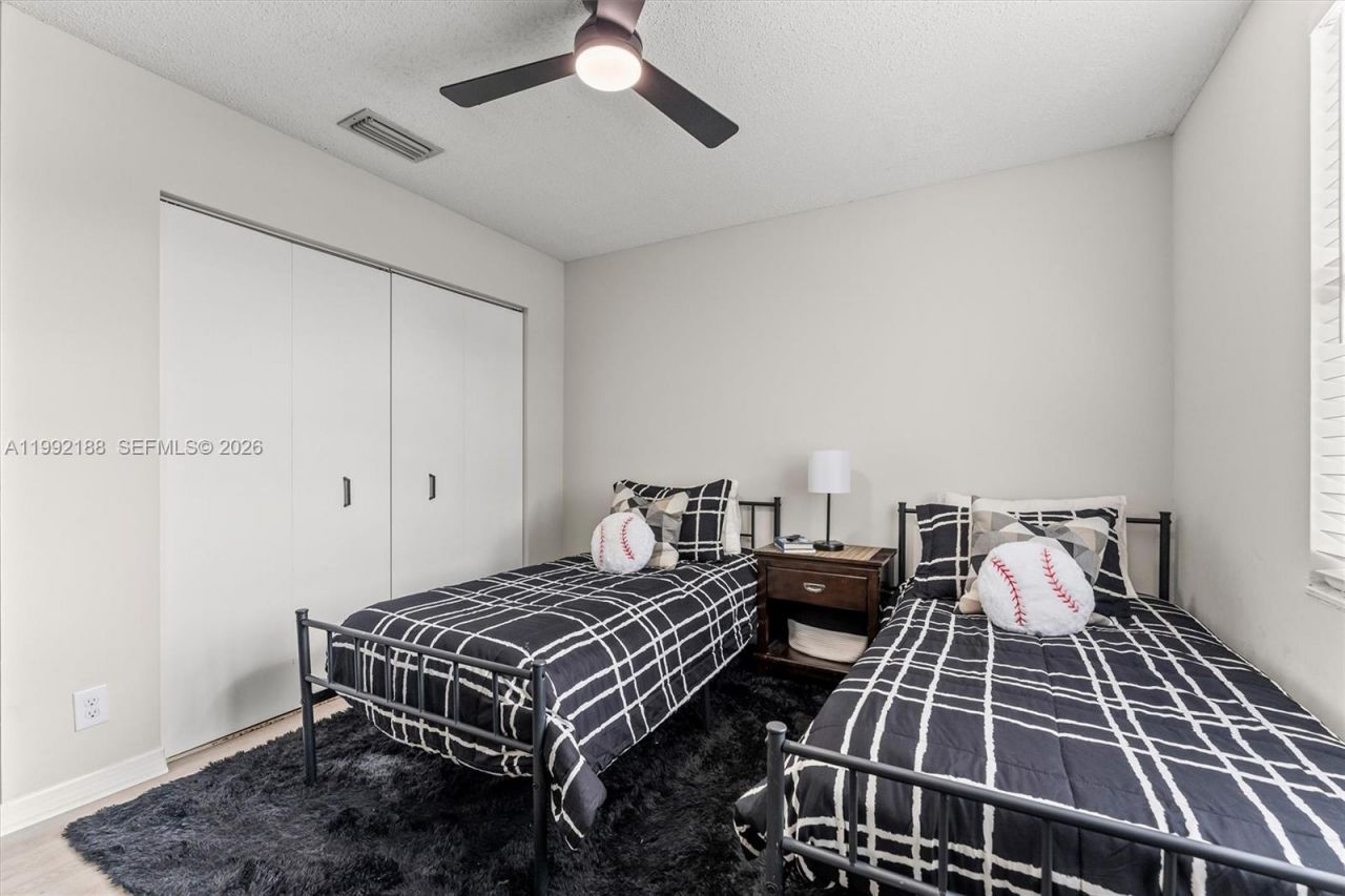 4420 SW 82nd Way , Davie, FL 33328 Photo