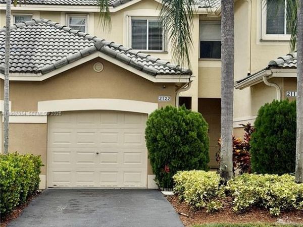 Unit 4, Weston, FL 33327
