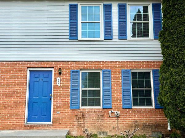 236 NOTTOWAY DRIVE , STEPHENS CITY, VA 22655