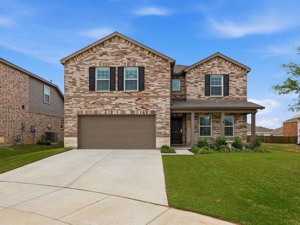 805 Shire Avenue , Haslet, TX 76052