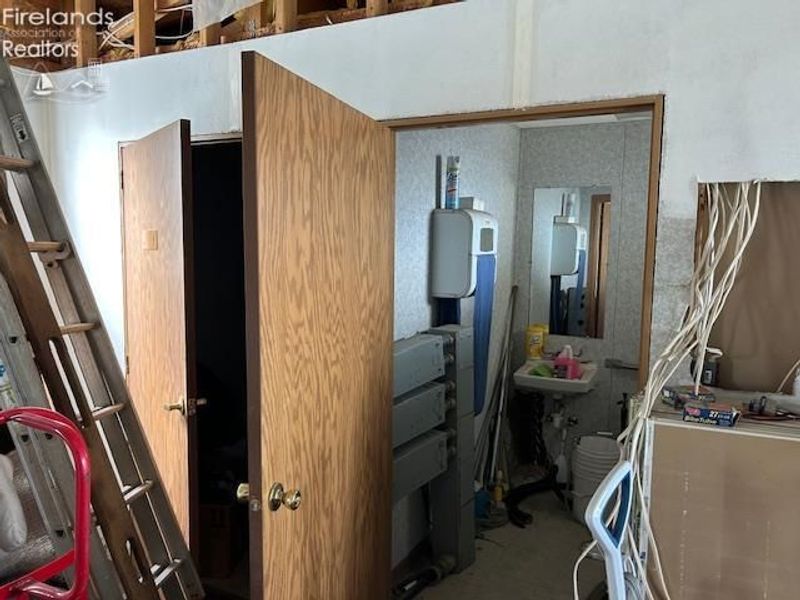 1631 N Anchor Avenue, Port Clinton, OH 43452 Photo 18