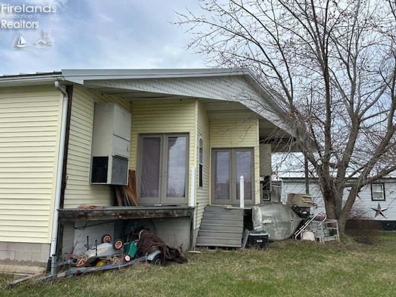 1631 N Anchor Avenue, Port Clinton, OH 43452 Photo 5