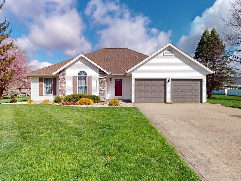 34 Daisy Drive, New London, OH 44851 Photo 1