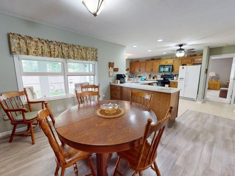 34 Daisy Drive, New London, OH 44851 Photo 17