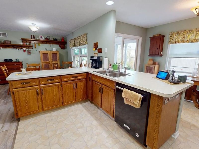 34 Daisy Drive, New London, OH 44851 Photo 22