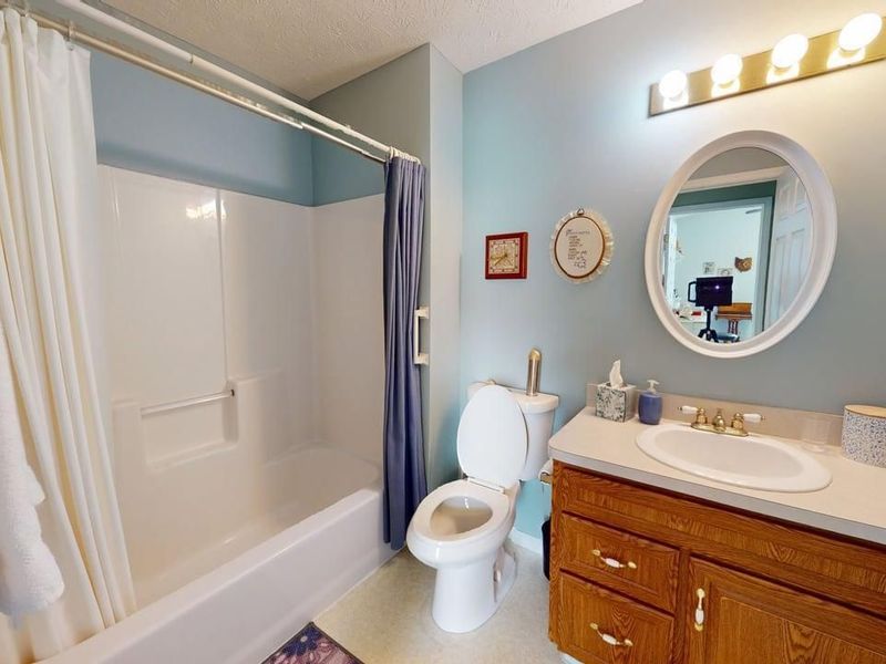 34 Daisy Drive, New London, OH 44851 Photo 9