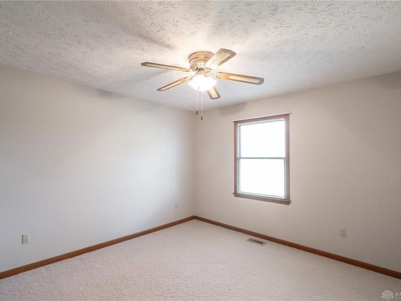 276 S Fairfield Road, Beavercreek Township, OH 45305 Photo 28