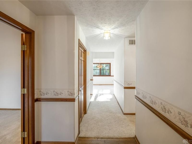 276 S Fairfield Road, Beavercreek Township, OH 45305 Photo 5