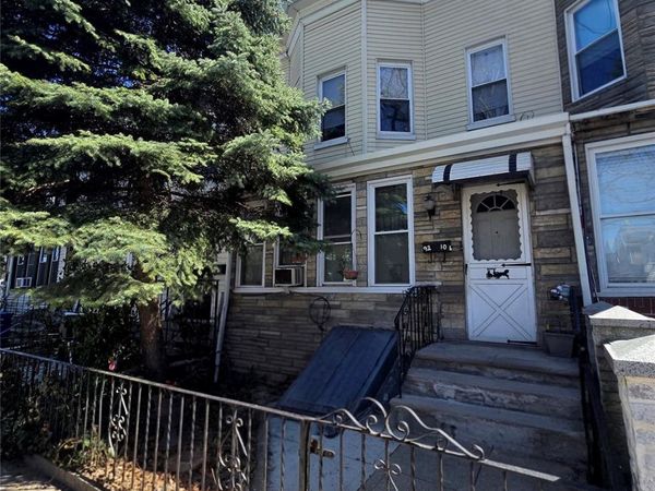 92-10 91st Avenue , Woodhaven, NY 11421