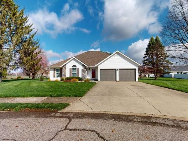 34 Daisy Drive, New London, OH 44851