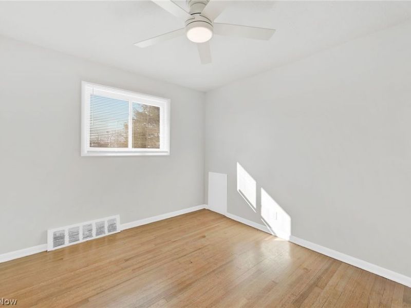 16159 Bowfin Boulevard , Brook Park, OH 44142 Photo 12