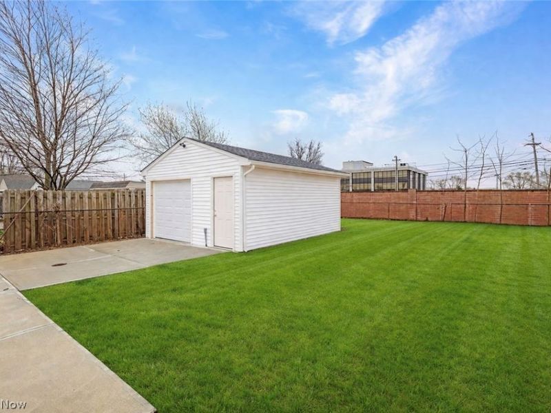 16159 Bowfin Boulevard , Brook Park, OH 44142 Photo 27