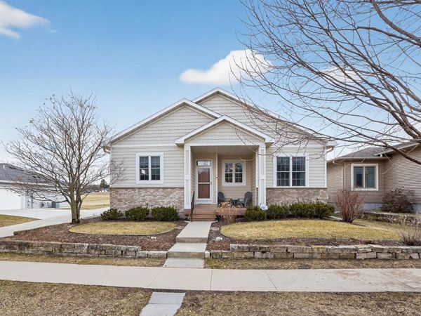 1948 Hadley Creek Drive NE, Rochester, MN 55906