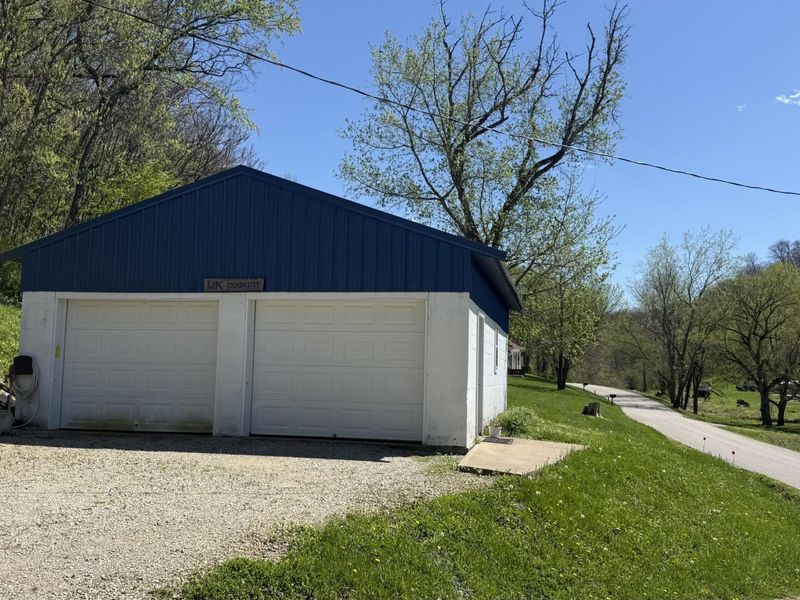 59 E Prong Locust Road, Milton, KY 40045 Photo 8