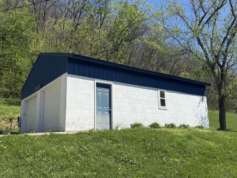 59 E Prong Locust Road, Milton, KY 40045 Photo 9