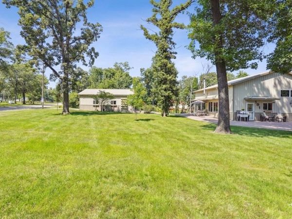 101 Canyon Rd , Montezuma, IA 50171