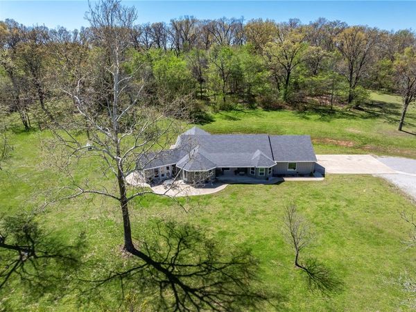 23001 Honey Creek Road, Sulphur Springs, AR 72768