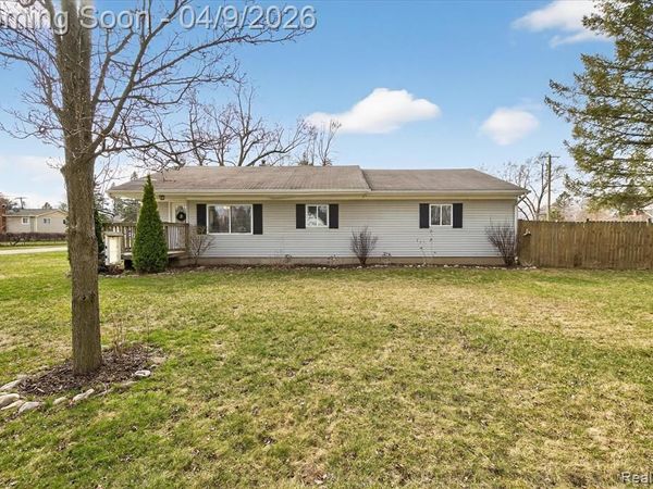 3315 Warringham Avenue, Waterford Twp, MI 48329