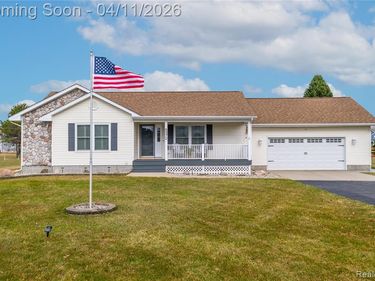 6072 Fish Lake Road, Deerfield Twp, MI 48461