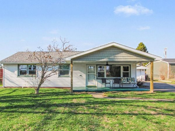 48758 Sully Drive, Belleville, MI 48111