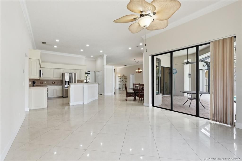 1102 SE Strathmore Drive, Port Saint Lucie, FL 34952 Photo