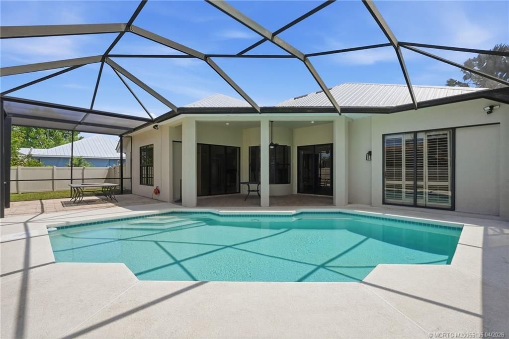 1102 SE Strathmore Drive, Port Saint Lucie, FL 34952 Photo