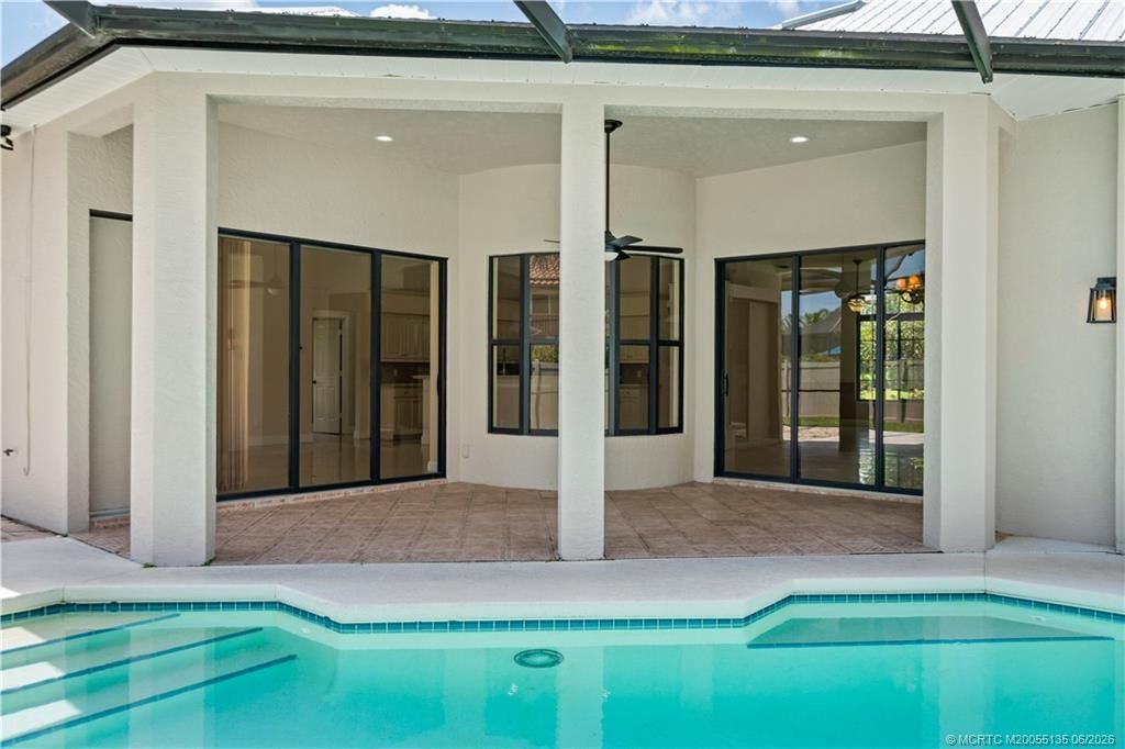 1102 SE Strathmore Drive, Port Saint Lucie, FL 34952 Photo