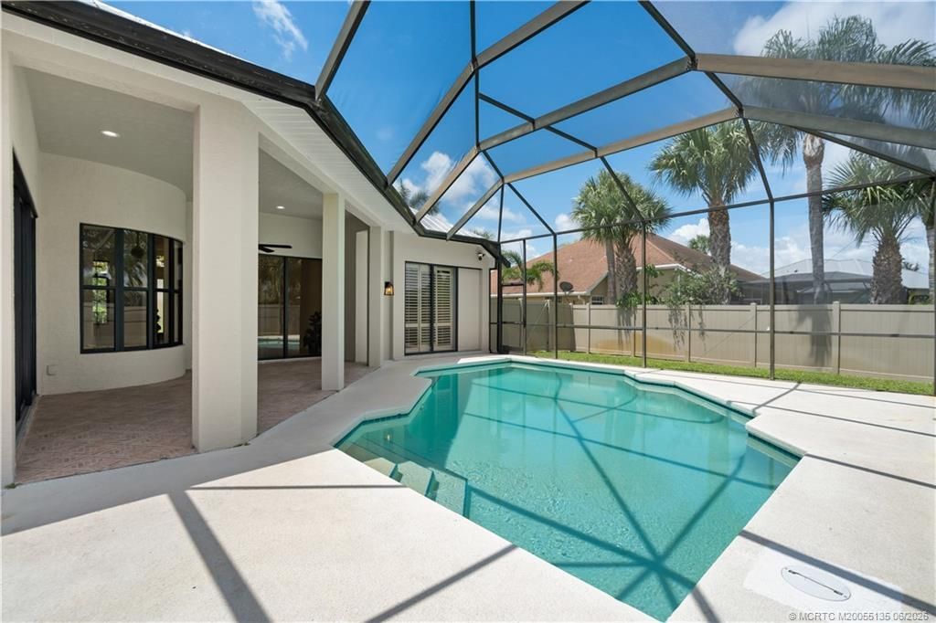 1102 SE Strathmore Drive, Port Saint Lucie, FL 34952 Photo