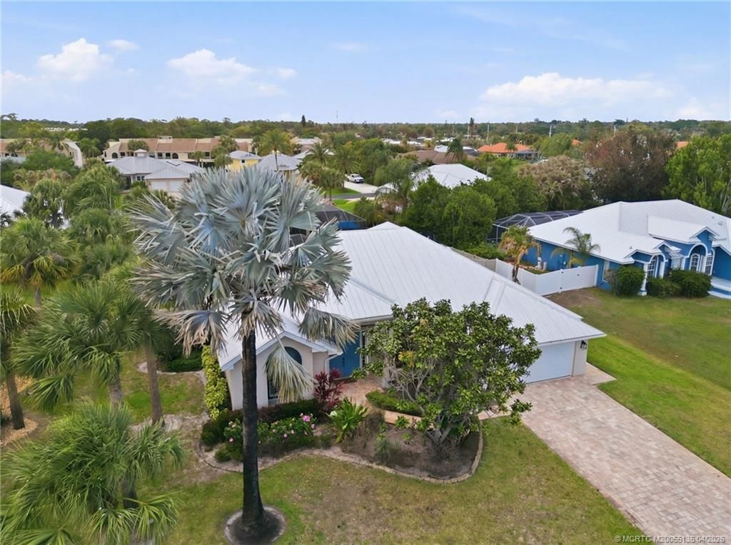 1102 SE Strathmore Drive, Port Saint Lucie, FL 34952 Photo