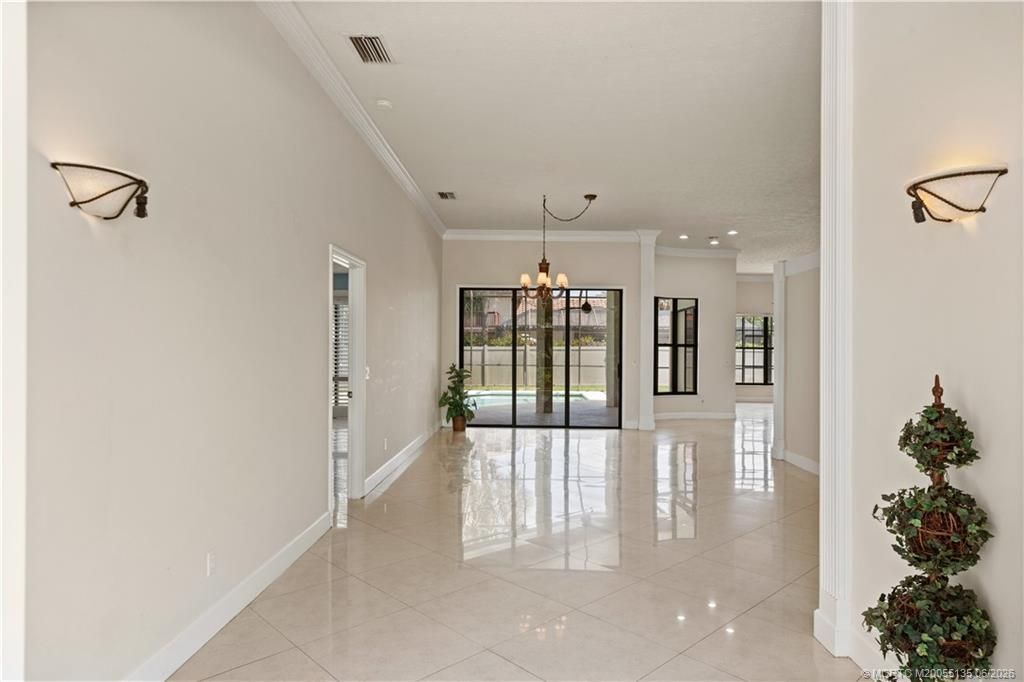 1102 SE Strathmore Drive, Port Saint Lucie, FL 34952 Photo