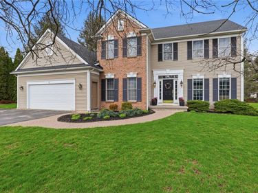 4 Willoughby Place , Pittsford, NY 14534